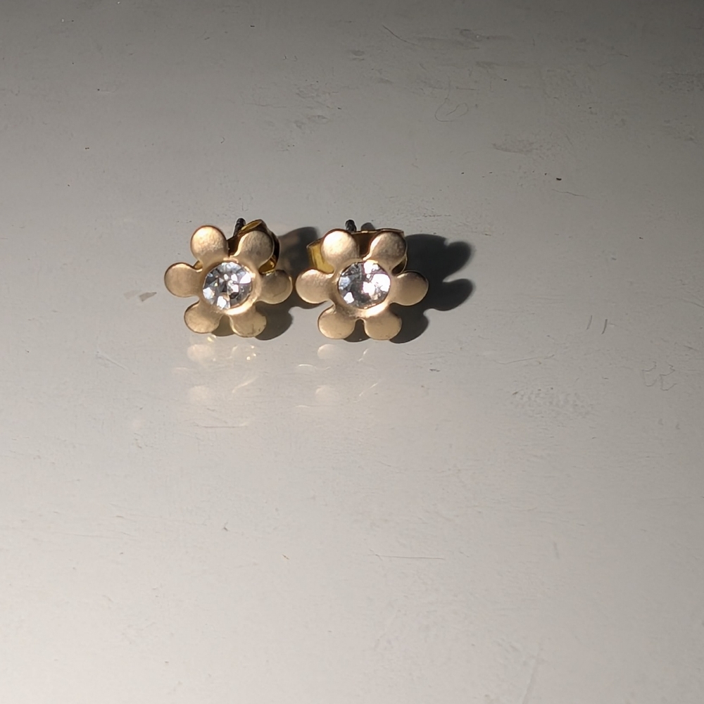 Gold Flower Stud Earrings